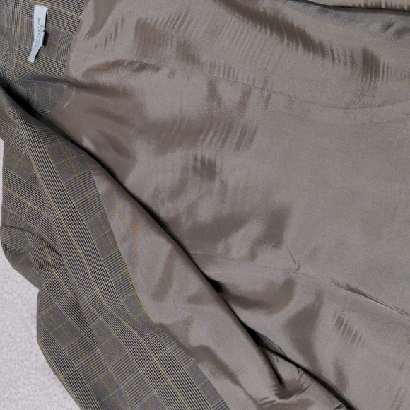 Ann Taylor plaid blazer. Size 10. - Picture 6 of 6